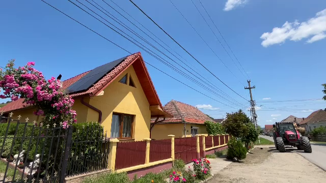 Comuna din Sibiu în care oamenii produc atât de multă energie, încât ar putea s-o vândă ieftin vecinilor sau primăriei
