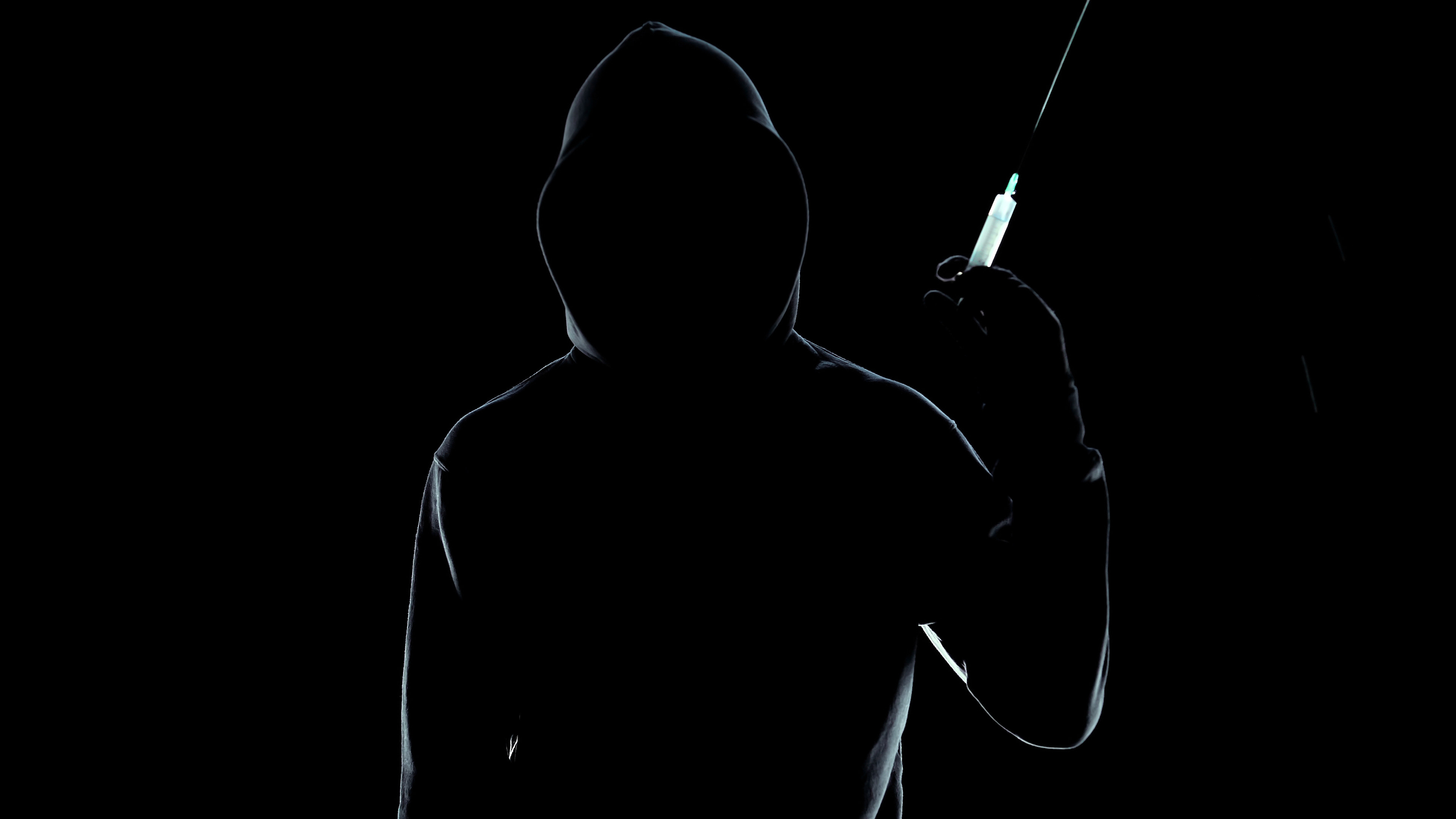 Aproape 150 de persoane au fost înțepate cu seringi pe străzile din Franța, în aceeași seară. Ce a urmat