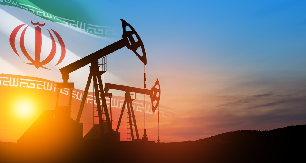 Prețul petrolului a atins un nou record. Analiștii avertizează: „Avansul spre 120 de dolari pe baril este tot mai plauzibil”