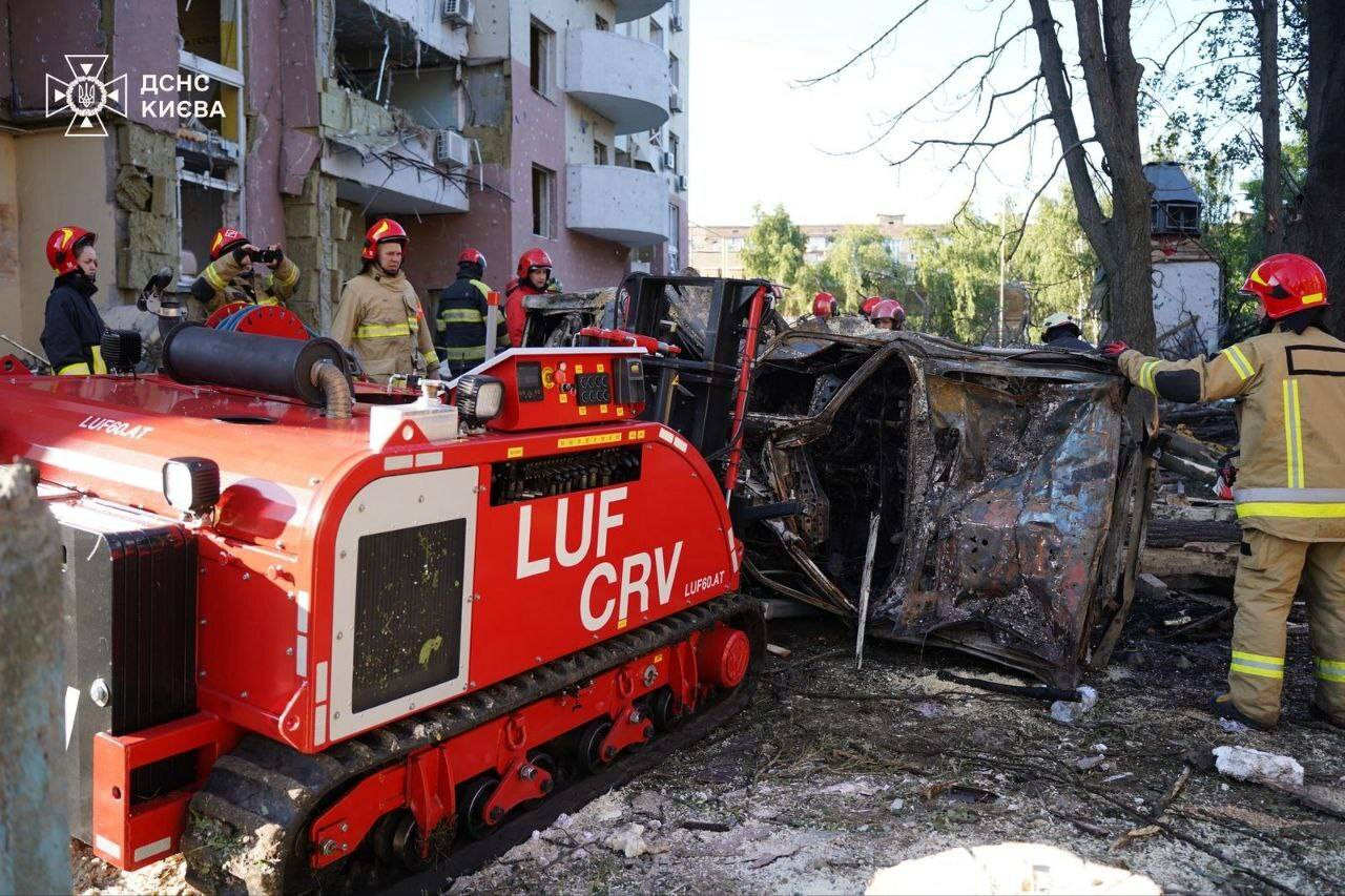 Atac masiv asupra Kievului. Ministrul de externe polonez îi spune lui Donald Trump că Rusia îşi bate joc de eforturile sale