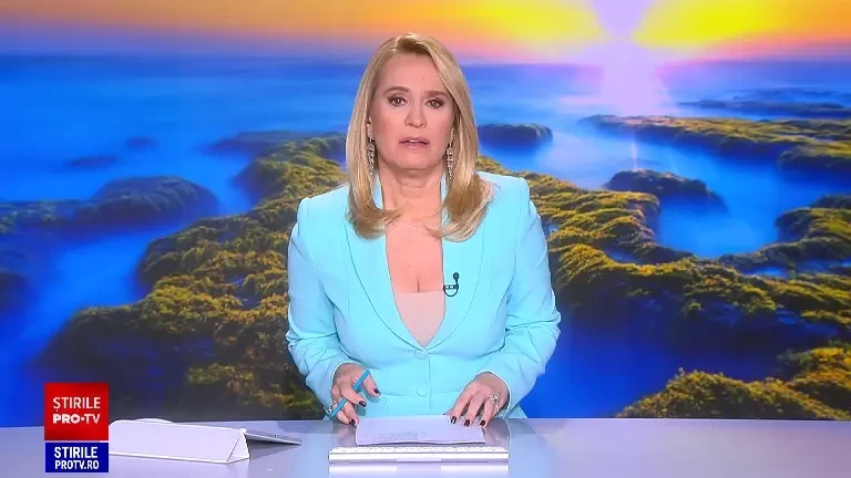 „Explozie” de alge pe plajele din Mamaia și Constanța. Turiștii sunt dezgustați: „Mi-e și scârbă să intru în mare"