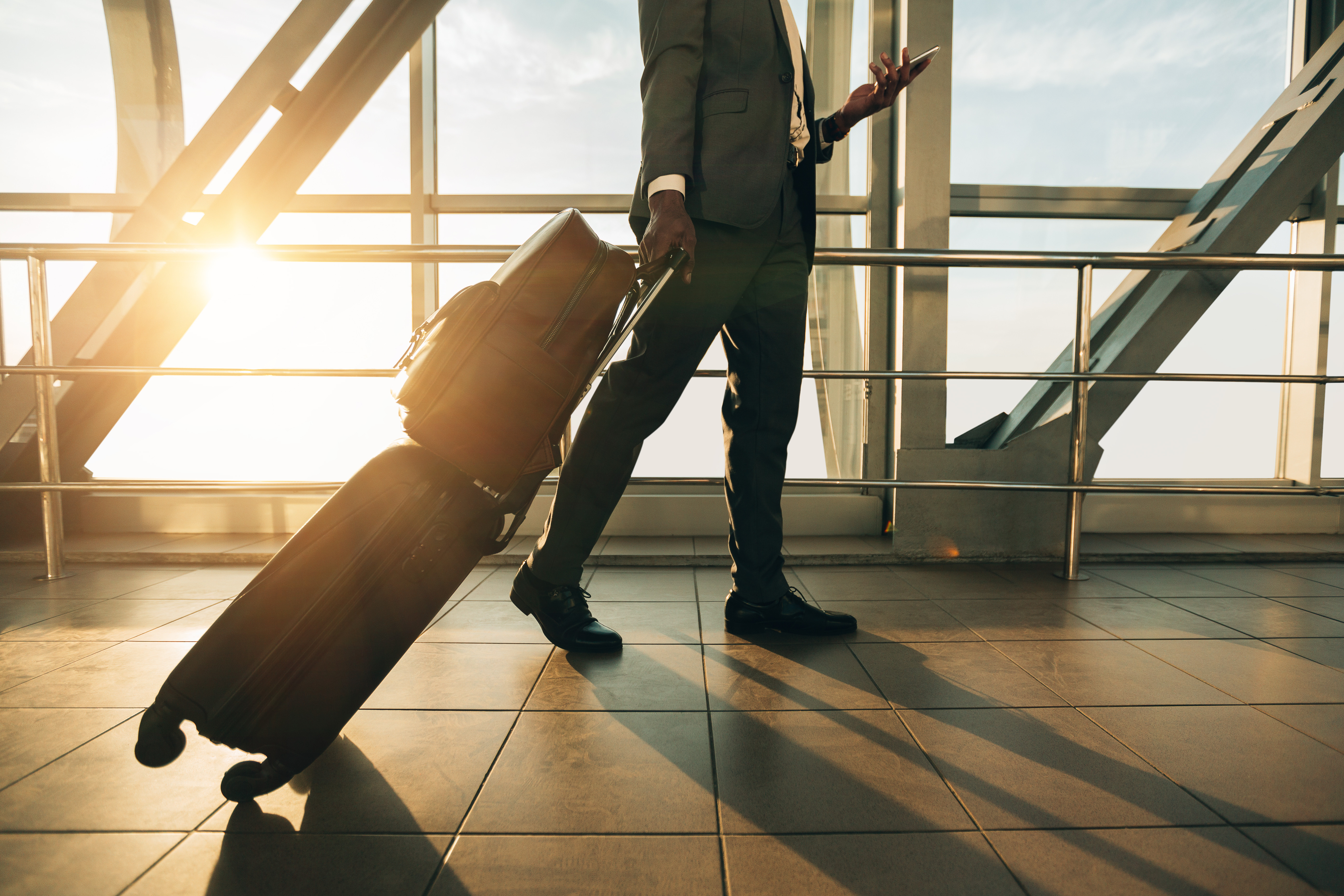 Companiile aeriene, în ofensivă după aprobarea noii reguli pentru bagaje. Anunță măsuri care ar putea afecta pasagerii