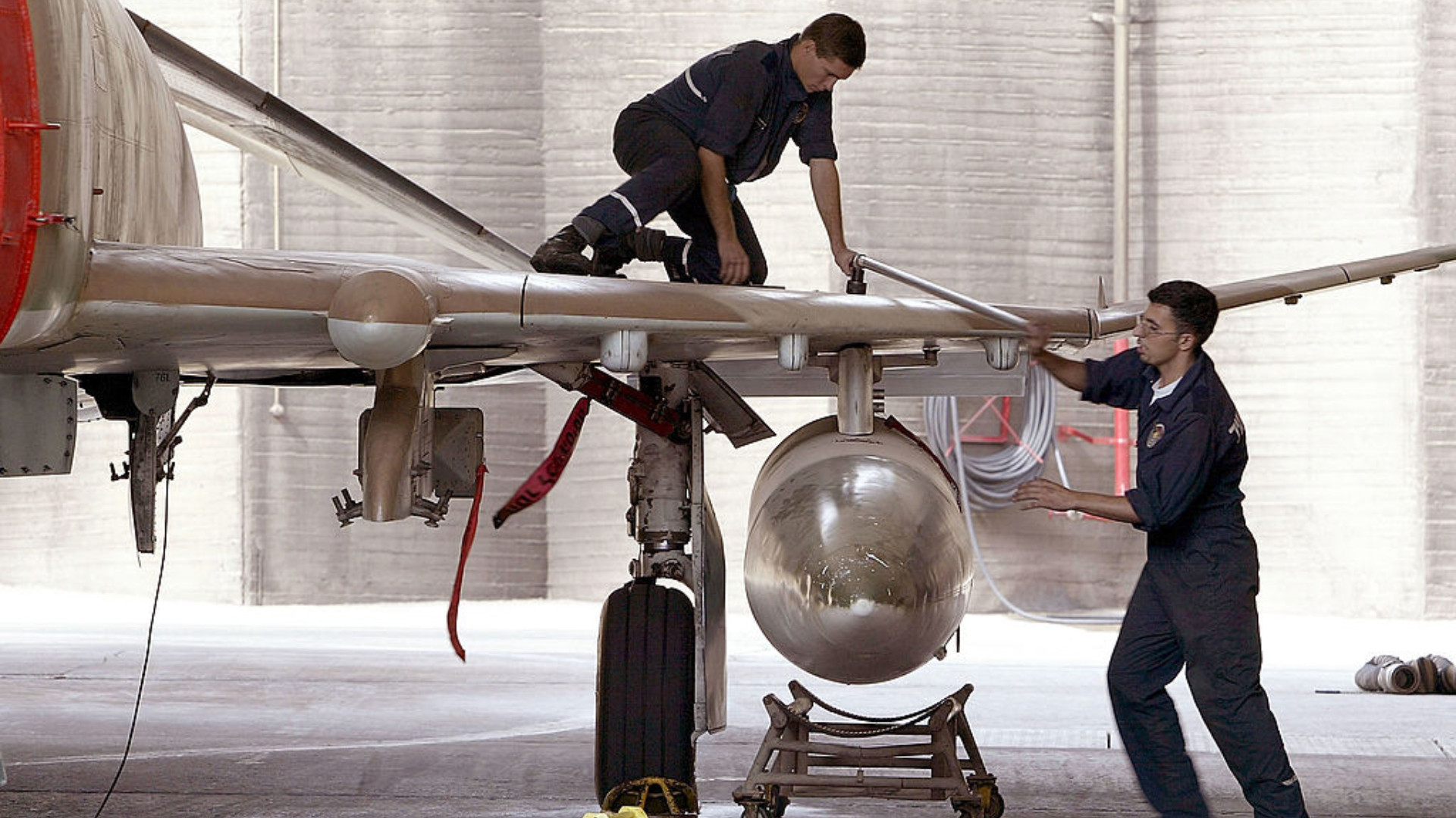 Israelul a lovit o țintă „simbolică” în Iran. Trump l-a rugat pe Netanyahu să nu „arunce acele bombe”, dar nu a fost ascultat