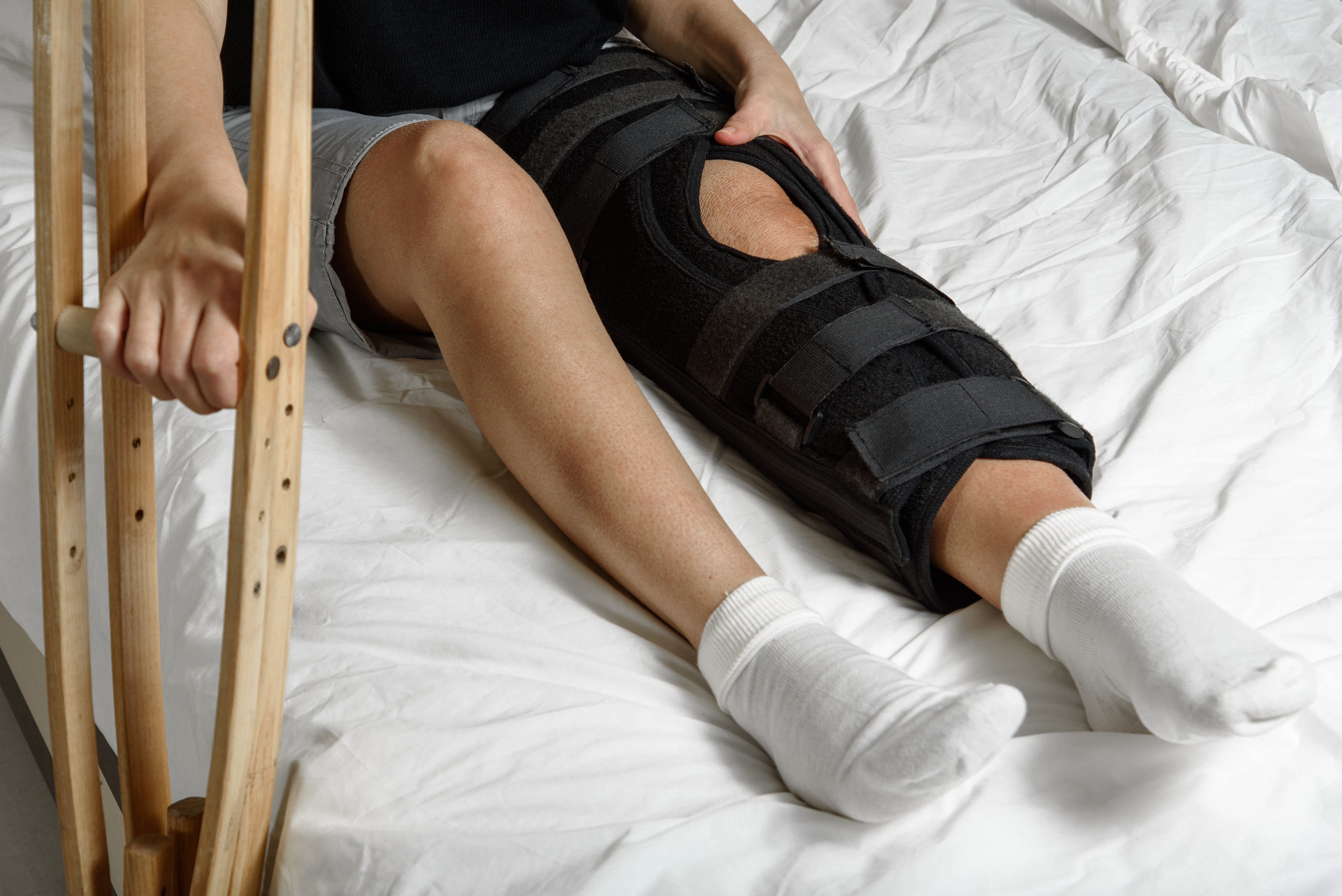 Soluție inovatoare în chirurgia ortopedică. Medicul primar Gabriel Ștefănescu pune pacienții pe picioare în câteva săptămâni