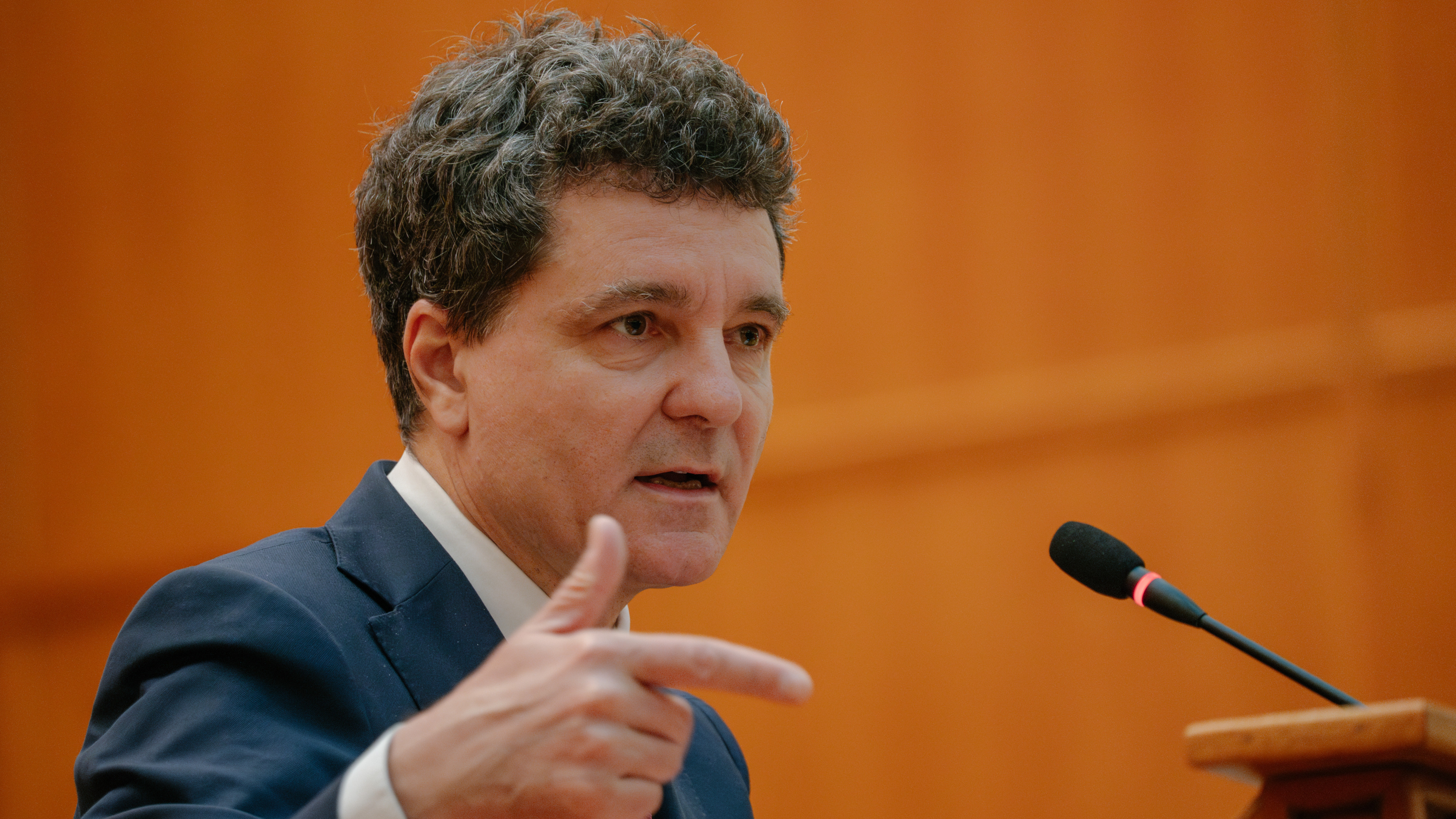 Ce a răspuns președintele Nicușor Dan când a fost întrebat dacă ar renunța la o parte din salariu