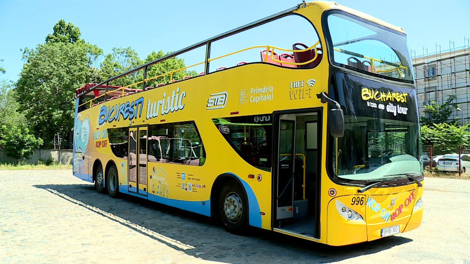 Primăria Capitalei relansează autobuzele supraetajate pentru turiști. Pe unde vor circula