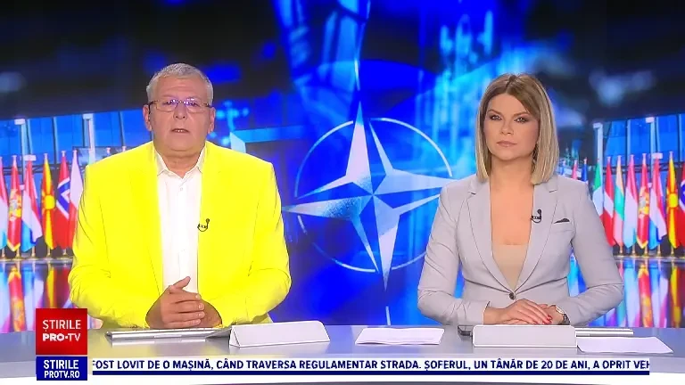 Nicușor Dan, lângă Donald Trump la poza de grup de la summitul NATO. Președintele României, primele discuții purtate la Haga