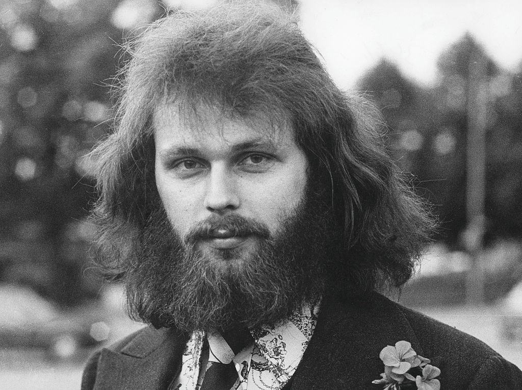 Unul dintre infractorii din spatele „sindromului Stockholm" a murit la 78 de ani. Cum a ajuns cunoscut Clark Olofsson