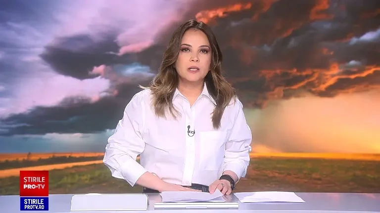 Vijeliile au făcut prăpăd în mai multe zone din țară. Furtuna a doborât copaci și stâlpi de electricitate