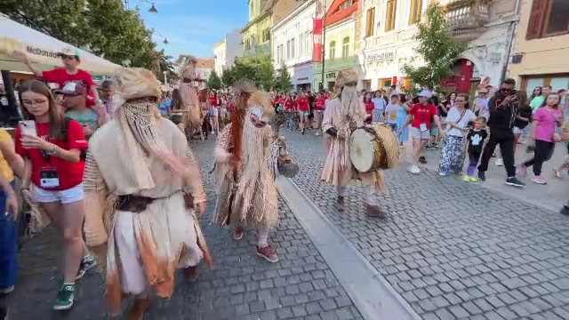 FITS impresionează în ultimul weekend al acestei ediții. Zeci de spectacole transformă orașul într-un centru cultural viu