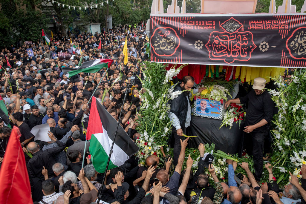 Iran organizează funeralii naționale pentru 60 de comandanți militari și cercetători uciși în conflictul cu Israelul