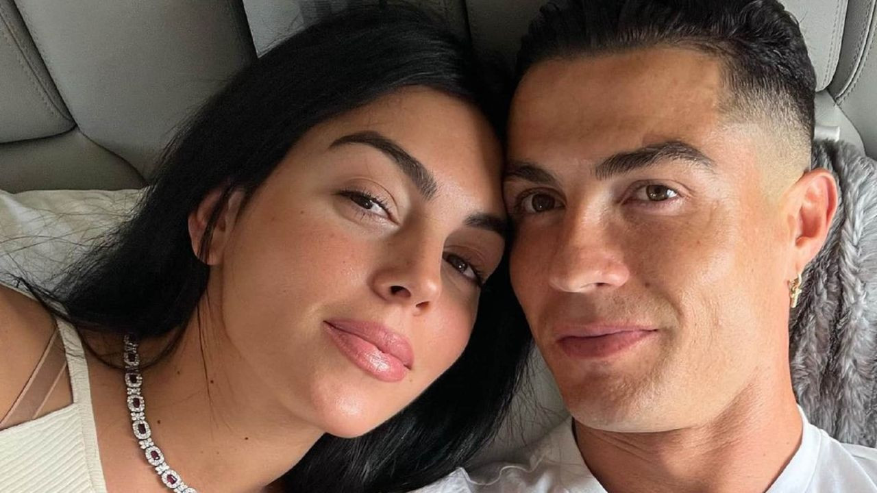 Cristiano Ronaldo și Georgina și-au cumpărat vile de lux pe o insulă privată izolată. Cât i-a costat refugiul exclusivist