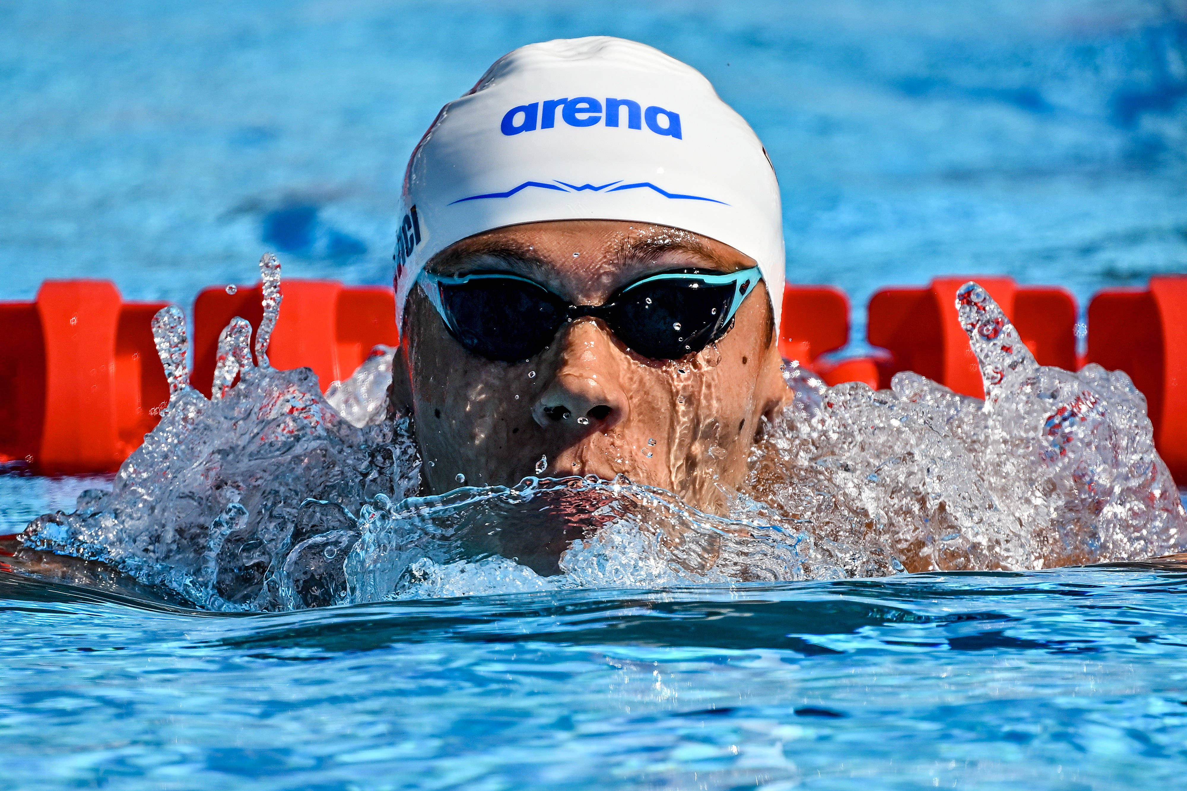 David Popovici s-a calificat în semifinalele probei de 200 de metri liber la Campionatul Mondial de Natație. Ce timp a scos