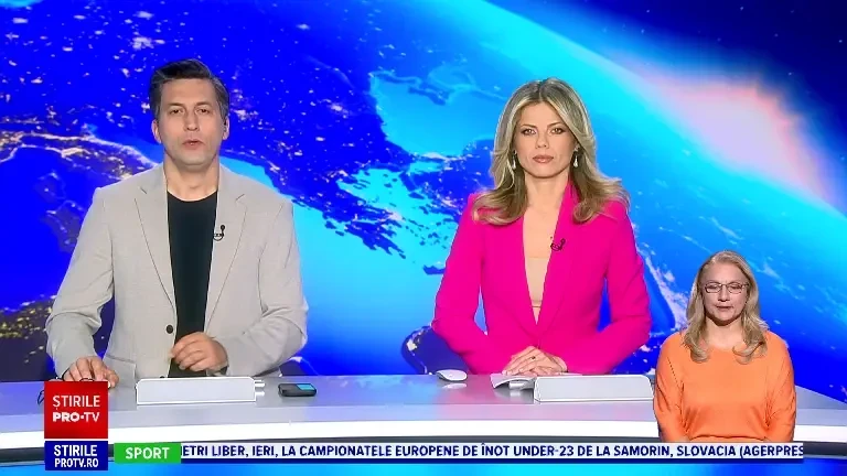 Încă un incendiu la o groapă de gunoi. Pompierii se luptă cu flăcările uriașe în Bistrița-Năsăud. VIDEO