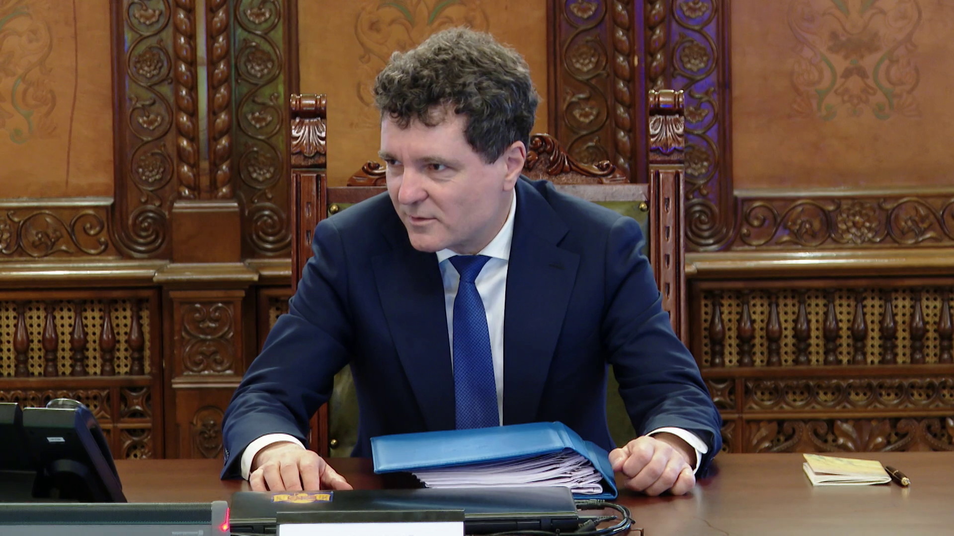 Legea cu excepții de la proba teoretică pentru obținerea unor categorii de permise, trimisă înapoi în Parlament