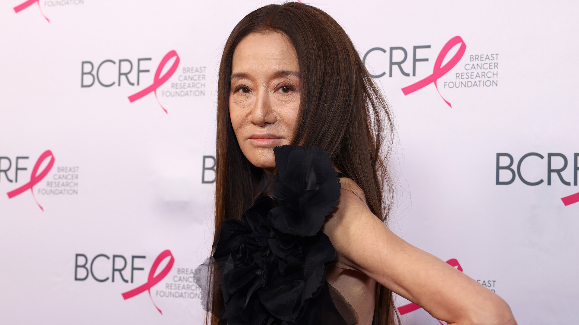 Vera Wang, apariție spectaculoasă de Crăciun. Ce ținută a purtat creatoarea de modă. FOTO