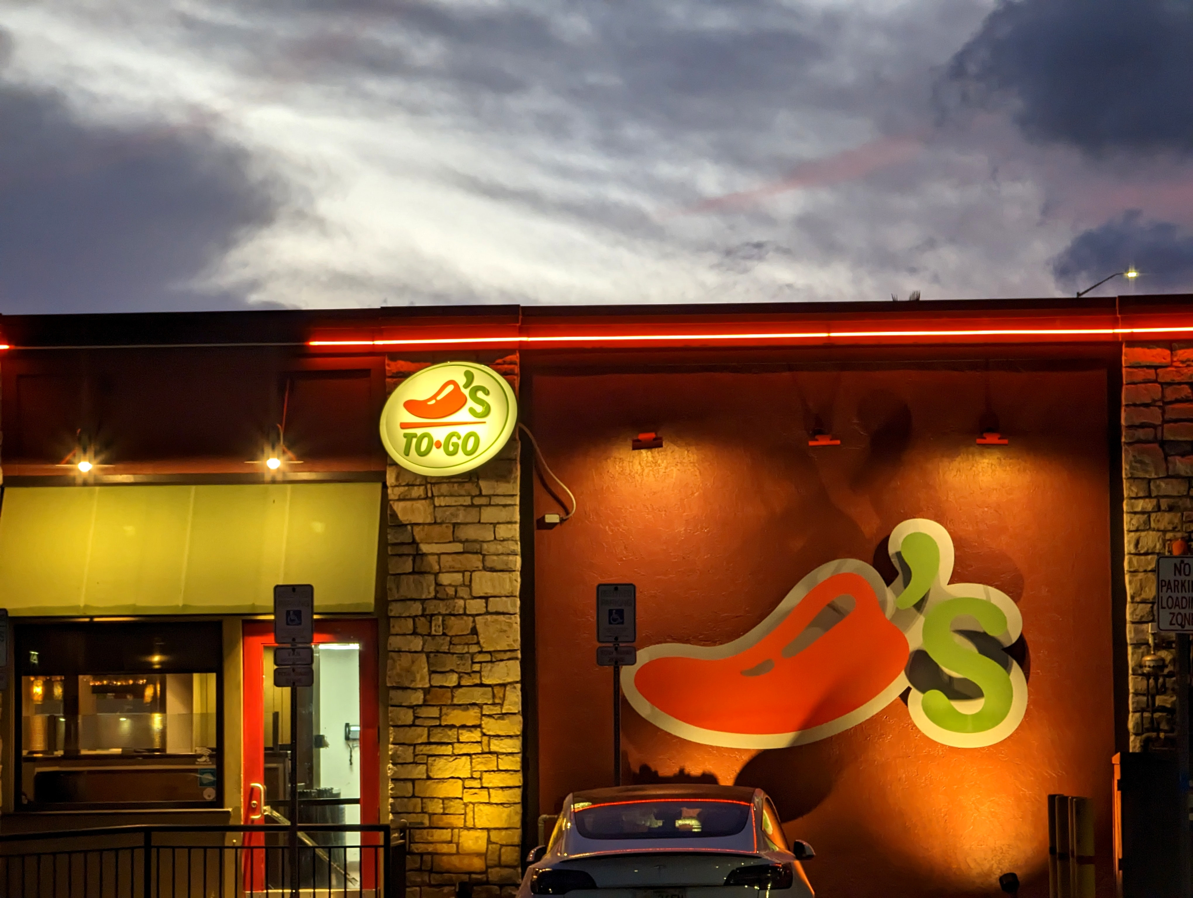 Lanțul american de restaurante care vine anul acesta în România. Vor fi deschise locații și în bazele militare