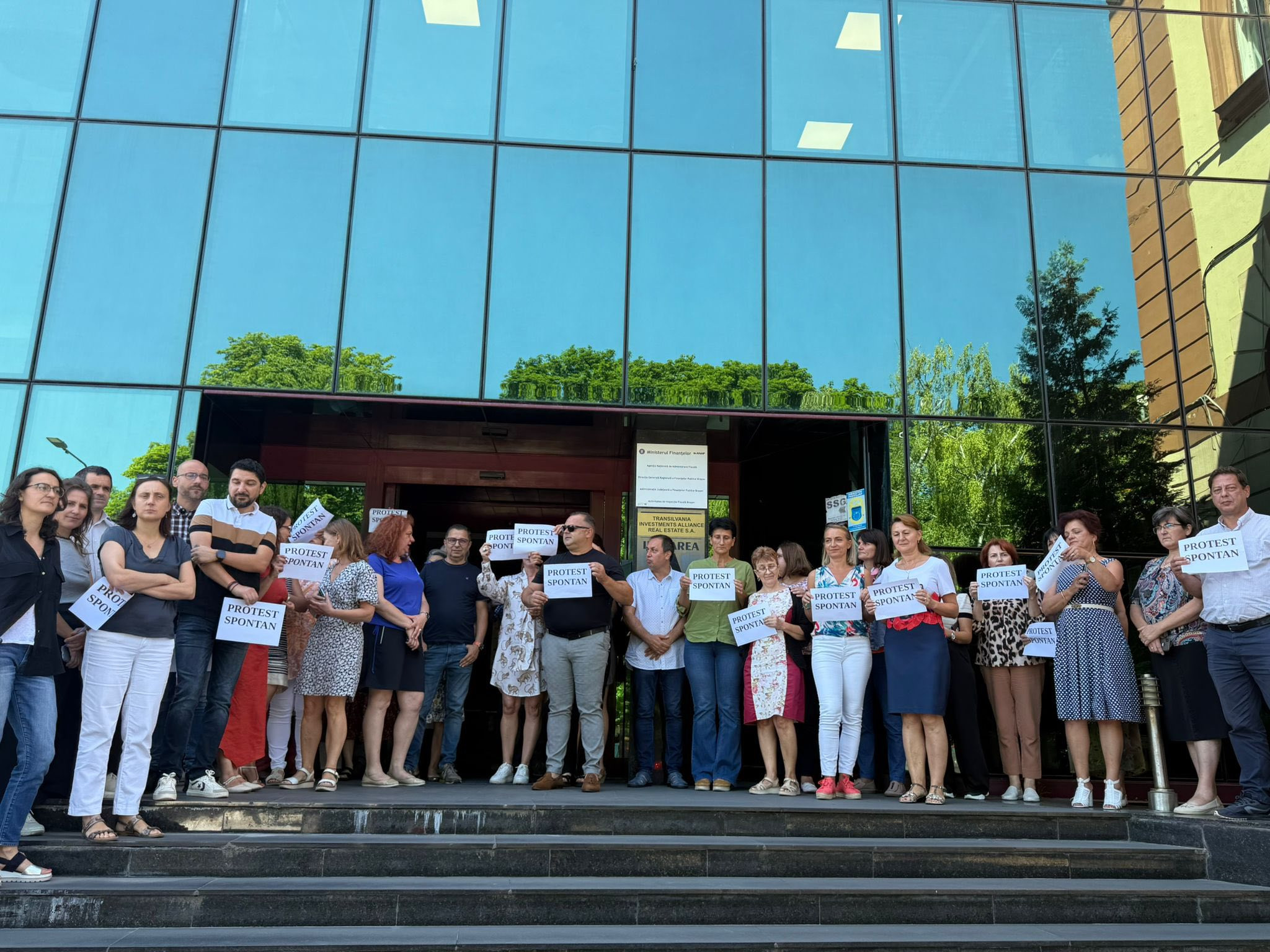 SindFISC: „Guvernul nu-și va atinge obiectivele pedepsind angajații ANAF. Se ia în calcul greva generală”