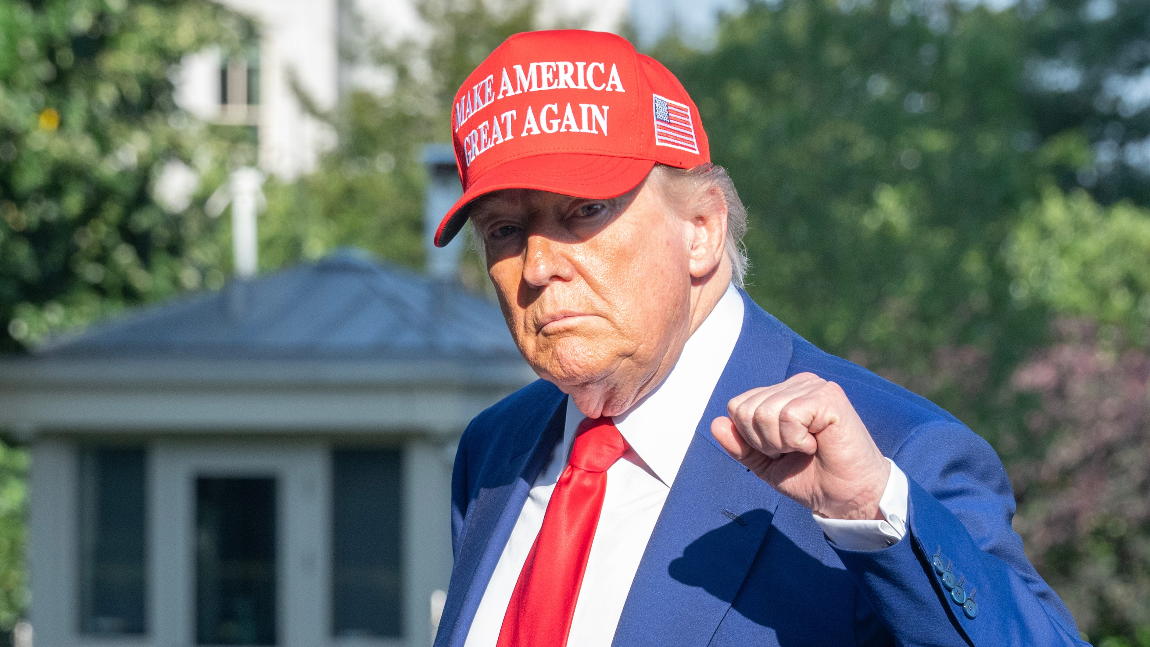 Decizia drastică luată de administrația Trump. Funcționarii au fost imediat concediați. Care este motivul