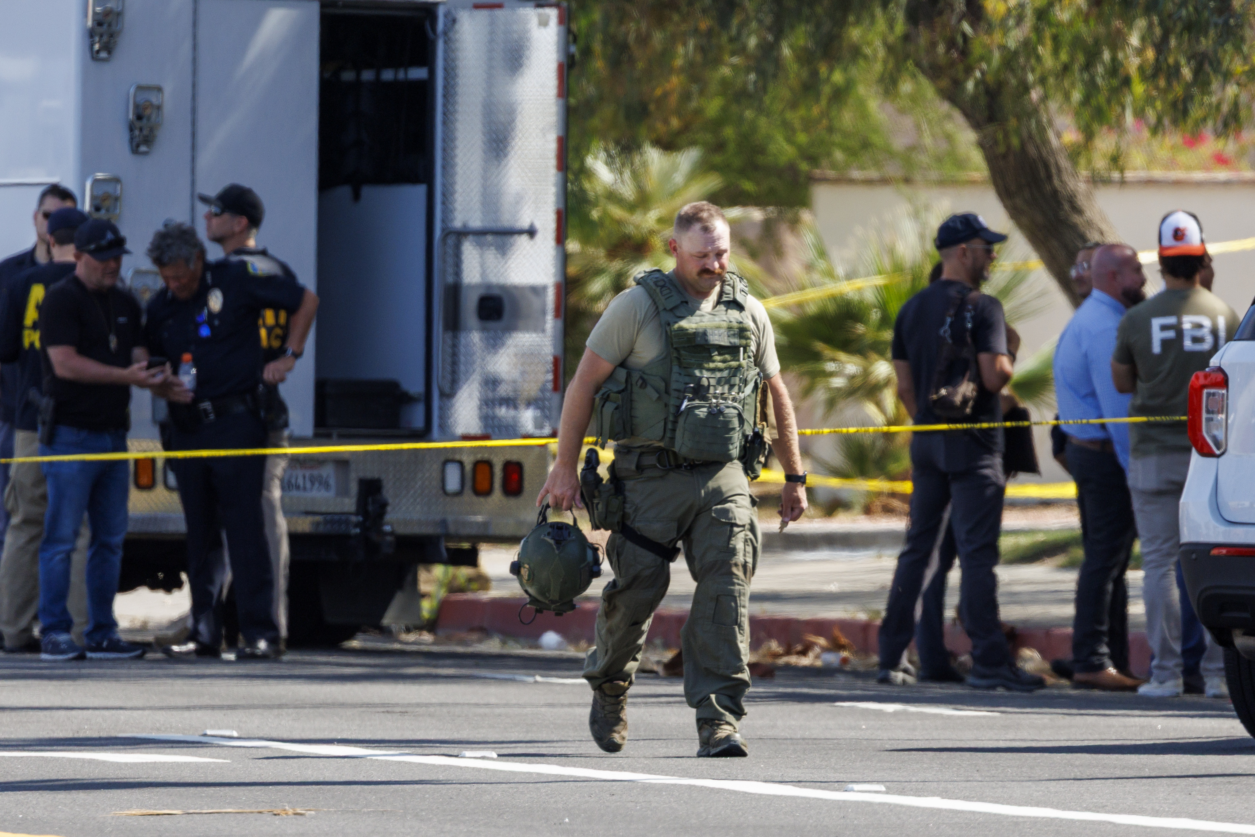 Șapte persoane de negăsit, după explozia unui depozit de artificii din California. Ce spun autoritățile