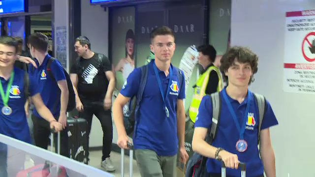 Salbă de medalii pentru olimpicii români la geografie. S-au întors de la Olimpiada Europeană de la Vilnius