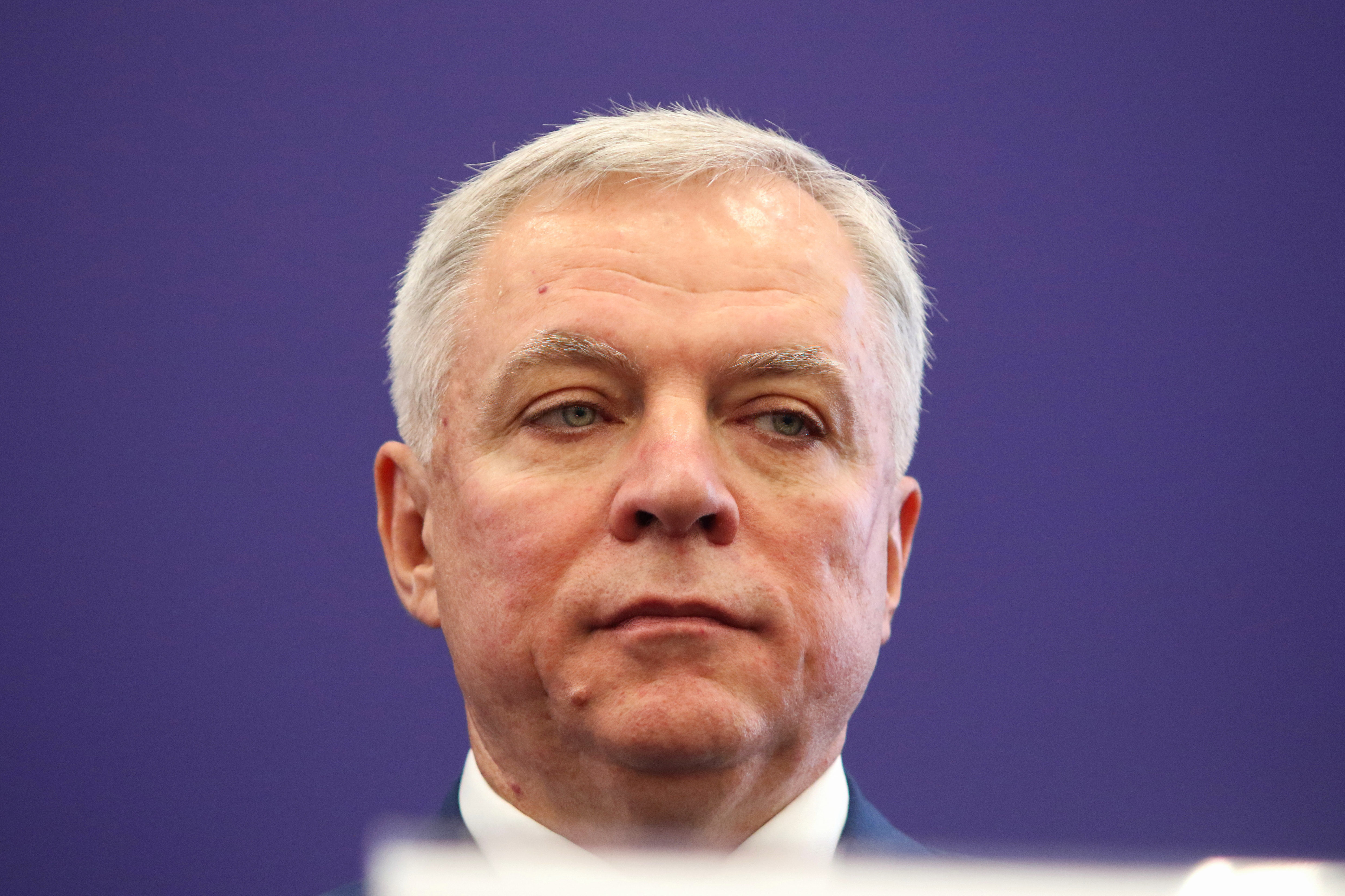 O nouă moarte suspectă la Moscova. Vicepreşedintele companiei Transneft a căzut de la etajul 17