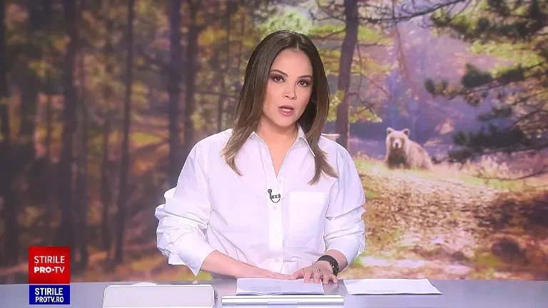 Mobilizare de formă pe Transfăgărășan după moartea italianului atacat de ursoaică. Jandarmii nu pot să-i amendeze pe curioși