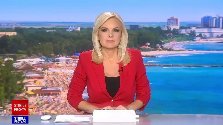 Aproape 90.000 de turiști au acaparat litoralul românesc. Apa mării a avut temperatura ideală