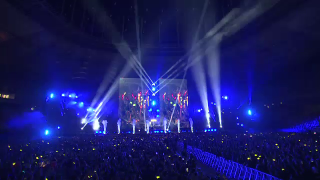 Peste 150.000 de oameni s-au distrat pe Arena Națională la Neversea Kapital. Steve Aoki a încins atmosfera cu 20 de torturi