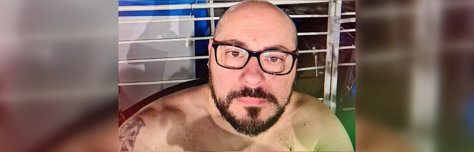 Un italian gelos pe o româncă a produs intenționat o explozie la un bloc din Torino. Un bărbat a murit pe loc. VIDEO