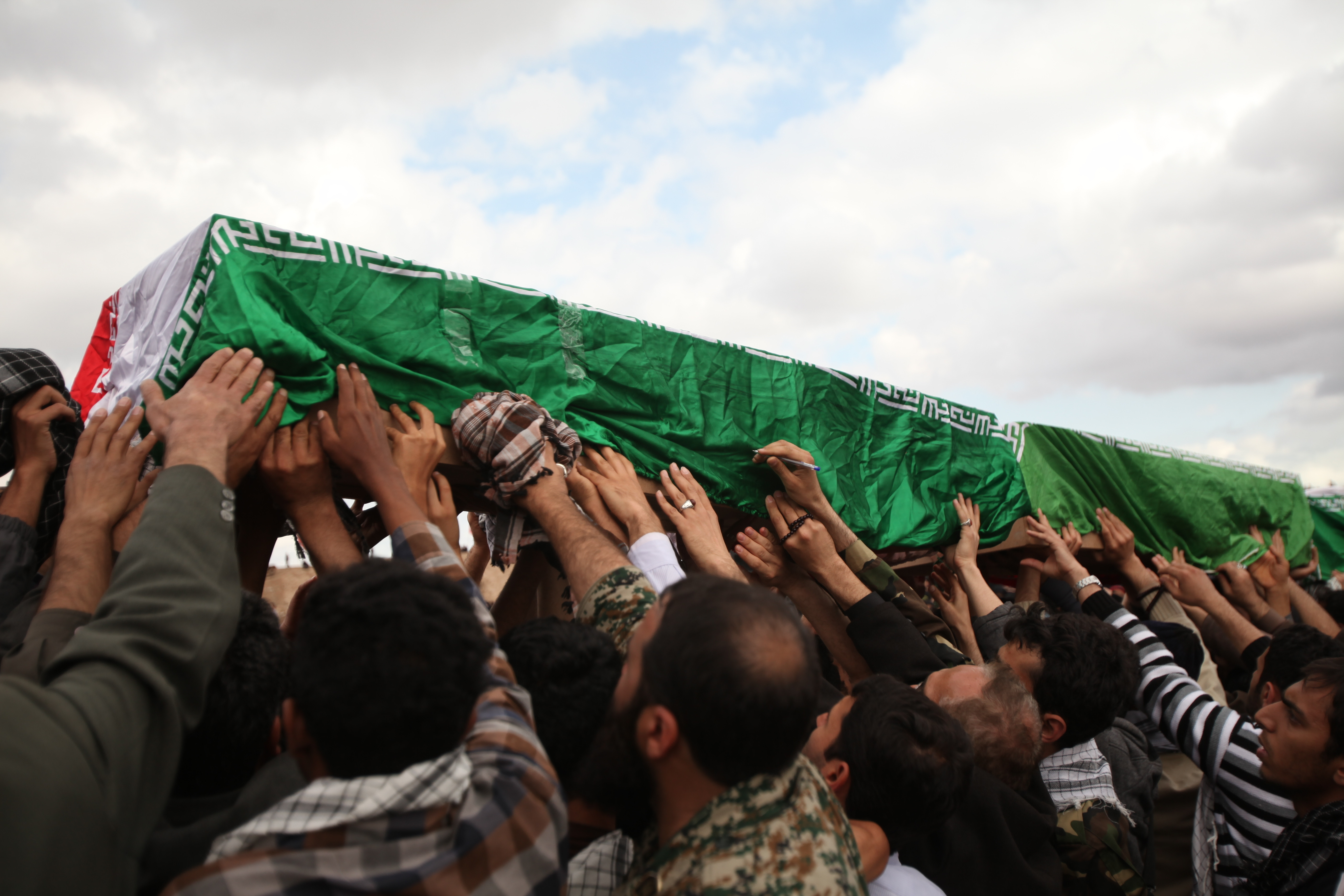 Bilanțul morților iranieni este în creștere în urma războiului cu Israel. „Am înmormântat 1.060 de martiri în ţară”