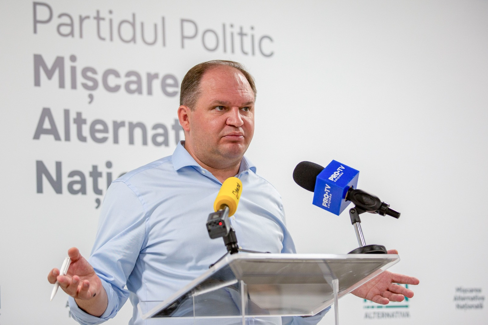 Reacția primarului Chișinăului, după ce a fost interzis în România și spațiul Schengen. O acuză pe Maia Sandu