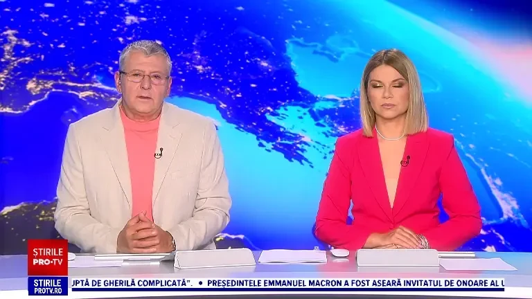 O femeie a murit după ce s-a izbit cu mașina de un camion pe contrasens, în Suceava. O cameră a surprins momentul cumplit