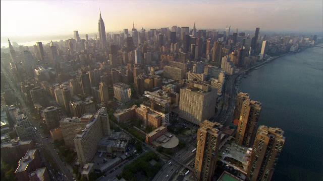 SUA au suspendat programul de burse pentru liceenii români. Decizia vine pe fondul „constrângerilor de resurse"