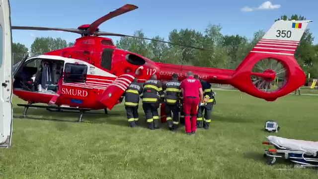 Bărbat din Vaslui, în stare gravă la spital după ce a atins cu undița un cablu de înaltă tensiune. Are arsuri pe 60% din corp