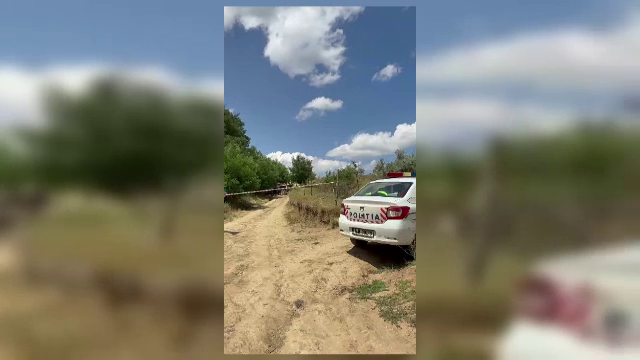 Tragedie în Vaslui. Un bărbat de 45 de ani a murit strivit după ce tractorul lui s-a răsturnat pe el