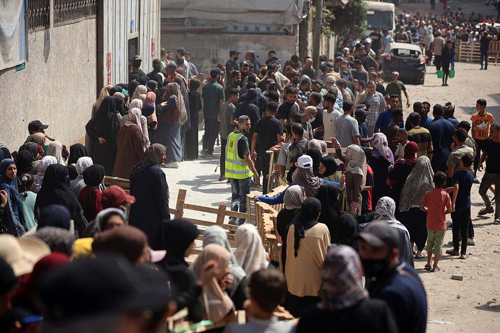 Ajutorul umanitar, blocat în Gaza. UE ia în calcul sancțiuni împotriva Israelului după ce zeci de palestinieni au fost uciși