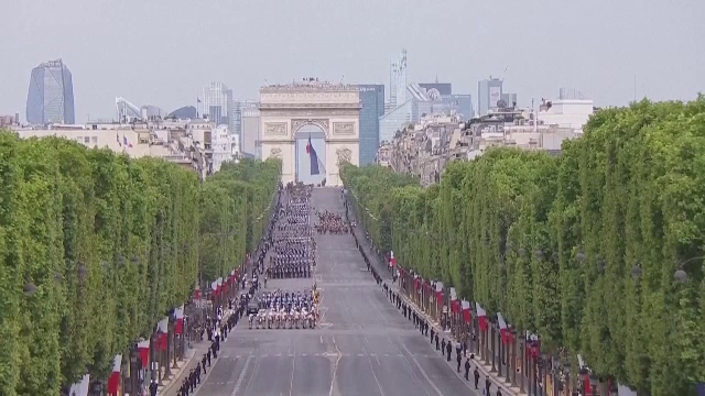 Parada de Ziua Franței, în format de luptă. Macron: „Ca să fii liber în această lume, trebuie să fii temut”