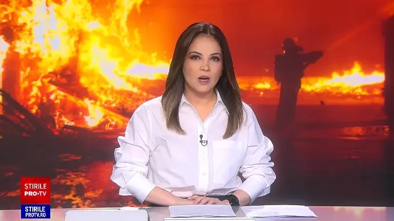 Incendiu de proporții la o hală din Timișoara. Fumul s-a văzut de la peste 20 de kilometri. A fost emis și un mesaj Ro-Alert