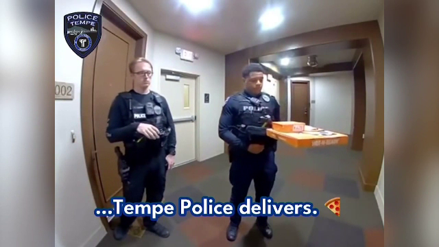 Doi polițiști americani au devenit livratori de pizza pentru scurt timp. Cum s-a întâmplat acest lucru