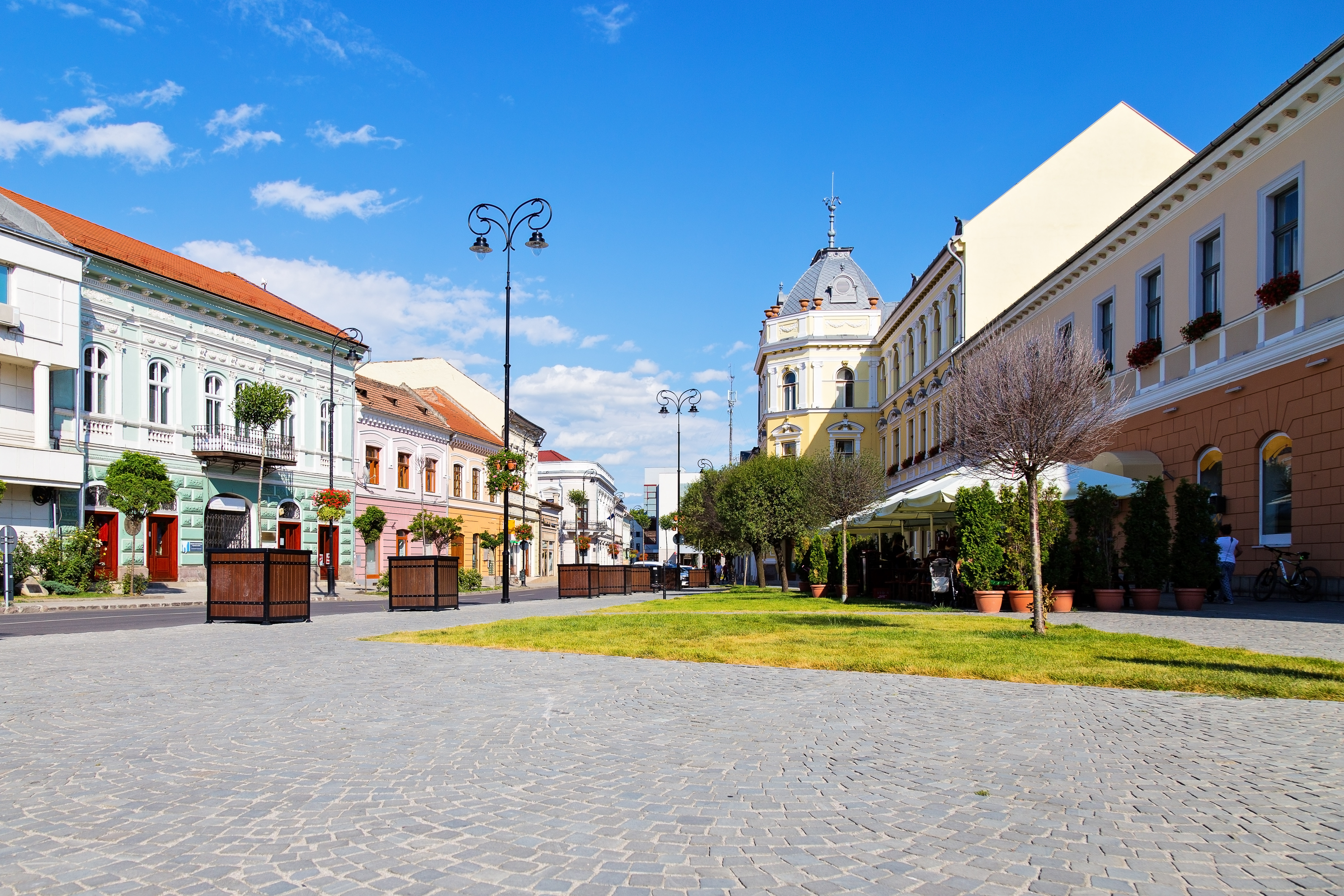 Municipiul care a anunțat că nu mărește impozitul pe locuințe. ”Locuirea este drept fundamental, mersul cu mașina e opțional”