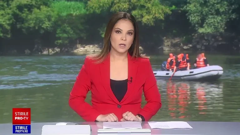 Pompierii nu au putut ajuta un adolescent căzut în râu pentru că nu pot intra în apă. Au așteptat scafandrul de la 60 de km