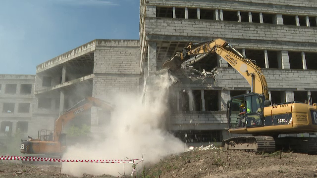 „Spitalul-fantomă” de la Timișoara a fost demolat. Va fi construit un Institut Oncologic de peste 250 de milioane de euro