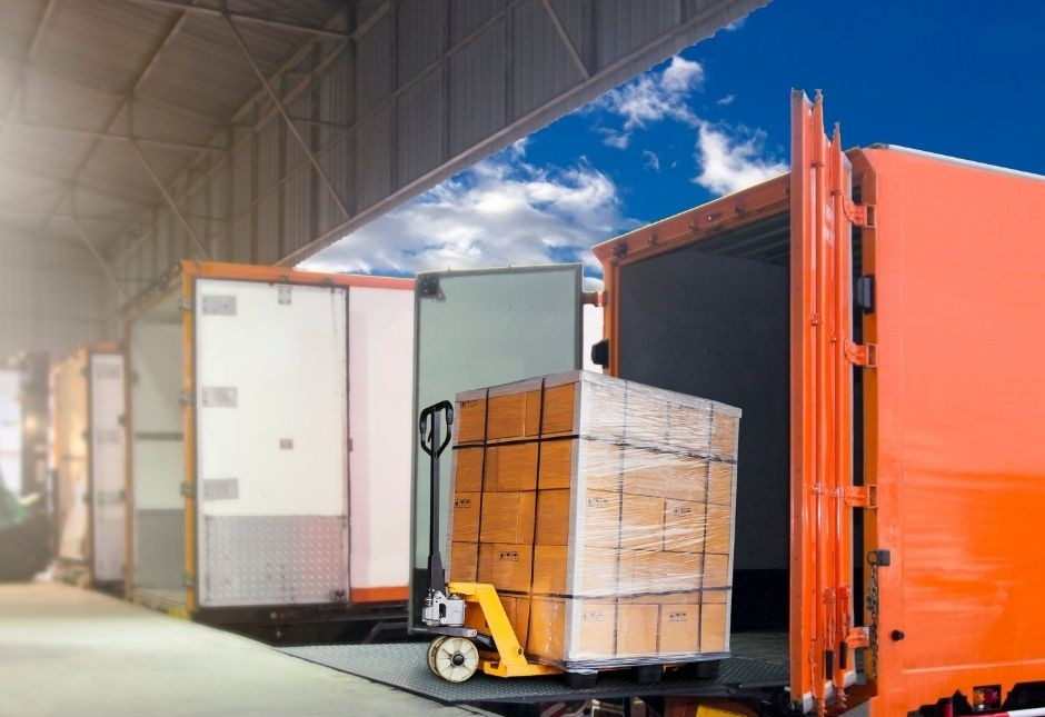 (P) Transportul de marfă perisabilă: Cum să te asiguri că ajunge în siguranță