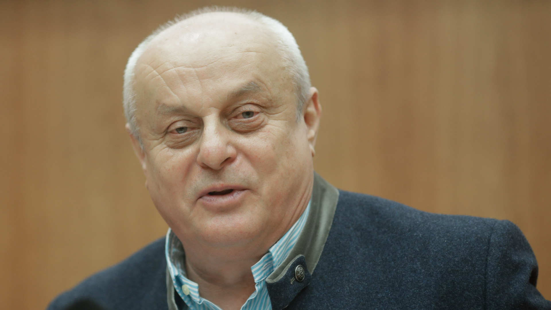 Fostul șef Romsilva, care a încasat 100.000 euro primă de pensionare, a dat în judecată regia și cere despăgubiri cu dobândă