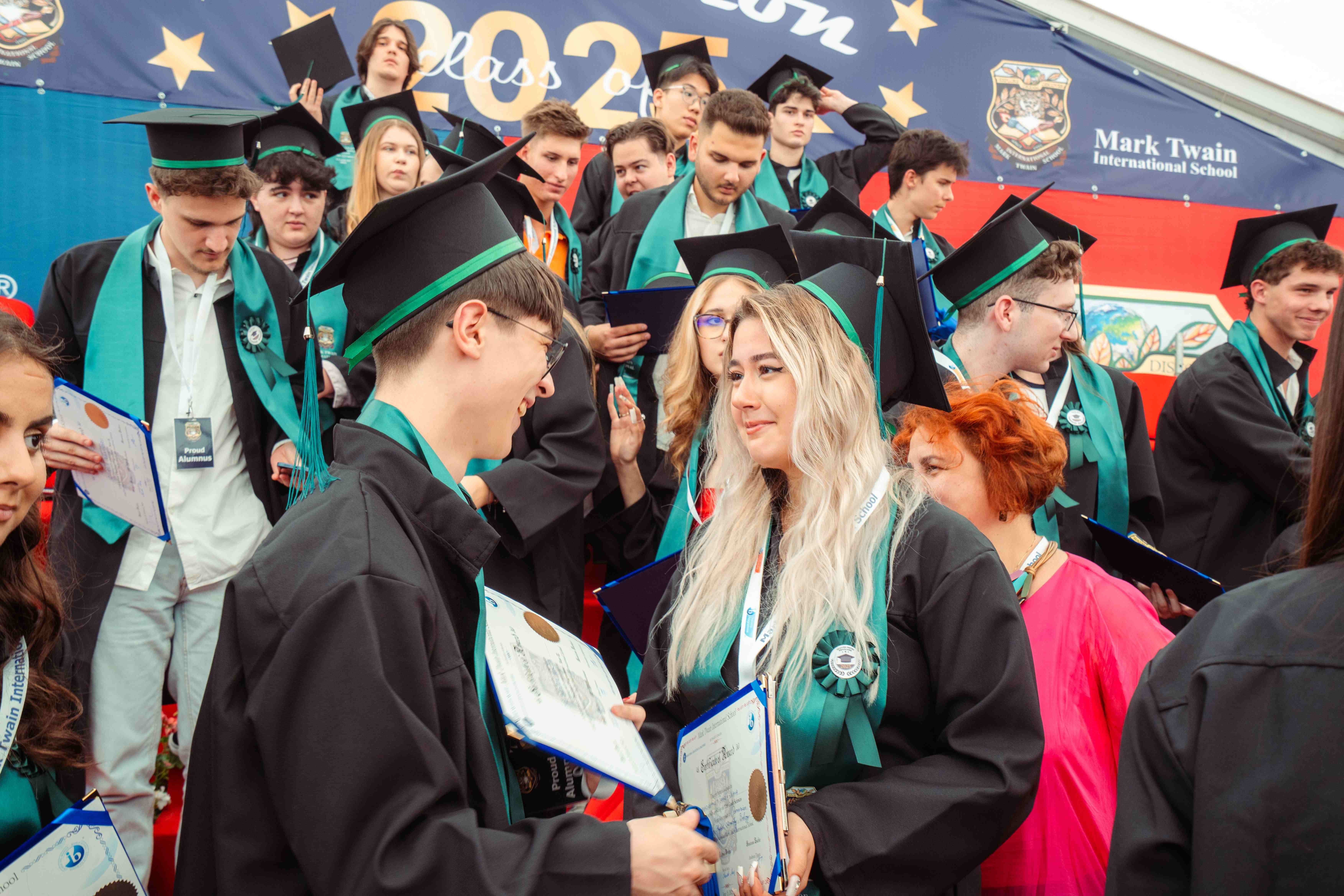 (P) Elevii Mark Twain International School, printre primii 0,05% candidați din România, cu media 10 la Evaluarea Națională