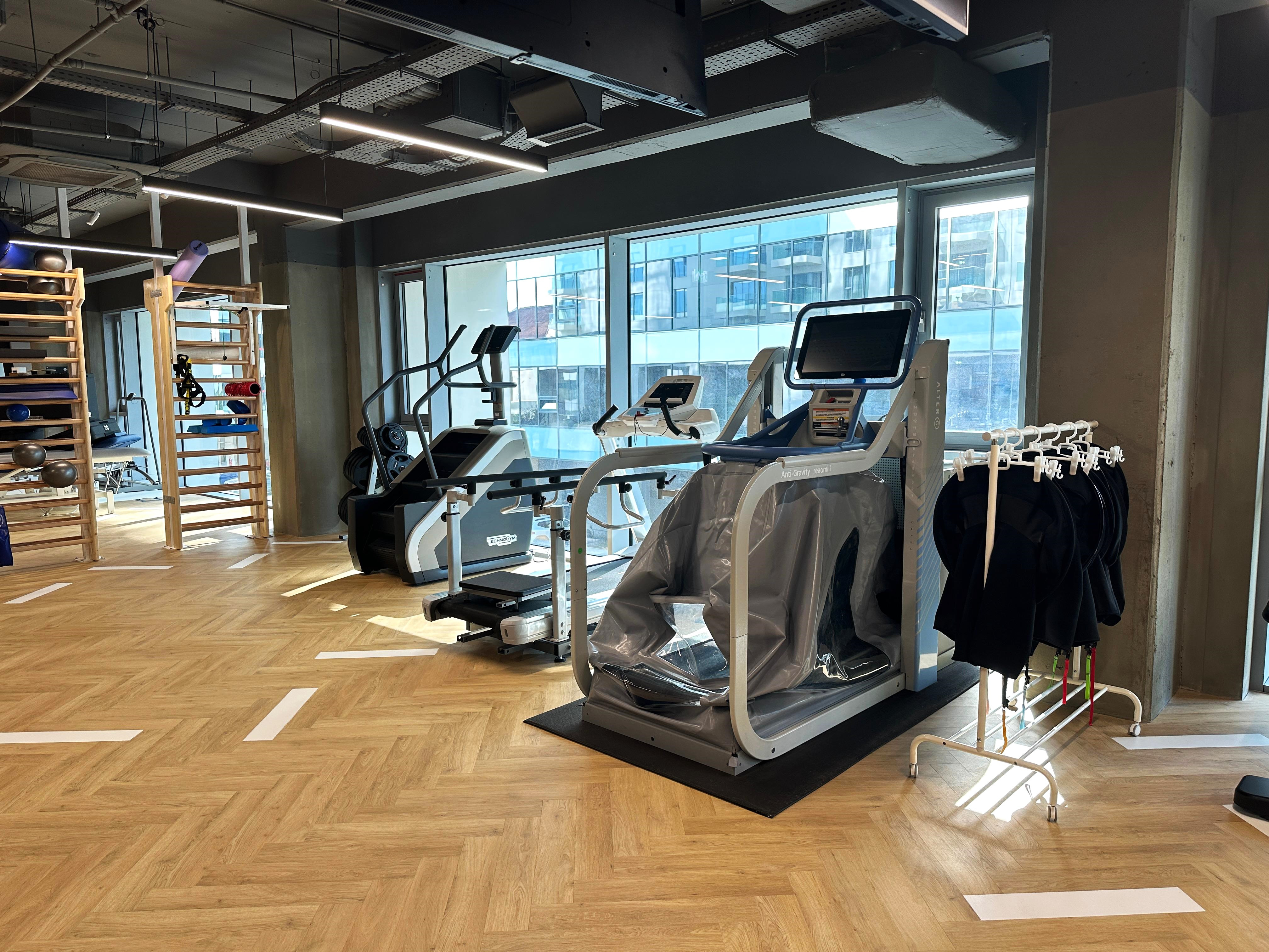 (P) KINETIC deschide cea mai avansată clinică de recuperare medicală din România, după o investiție de 4 milioane de euro