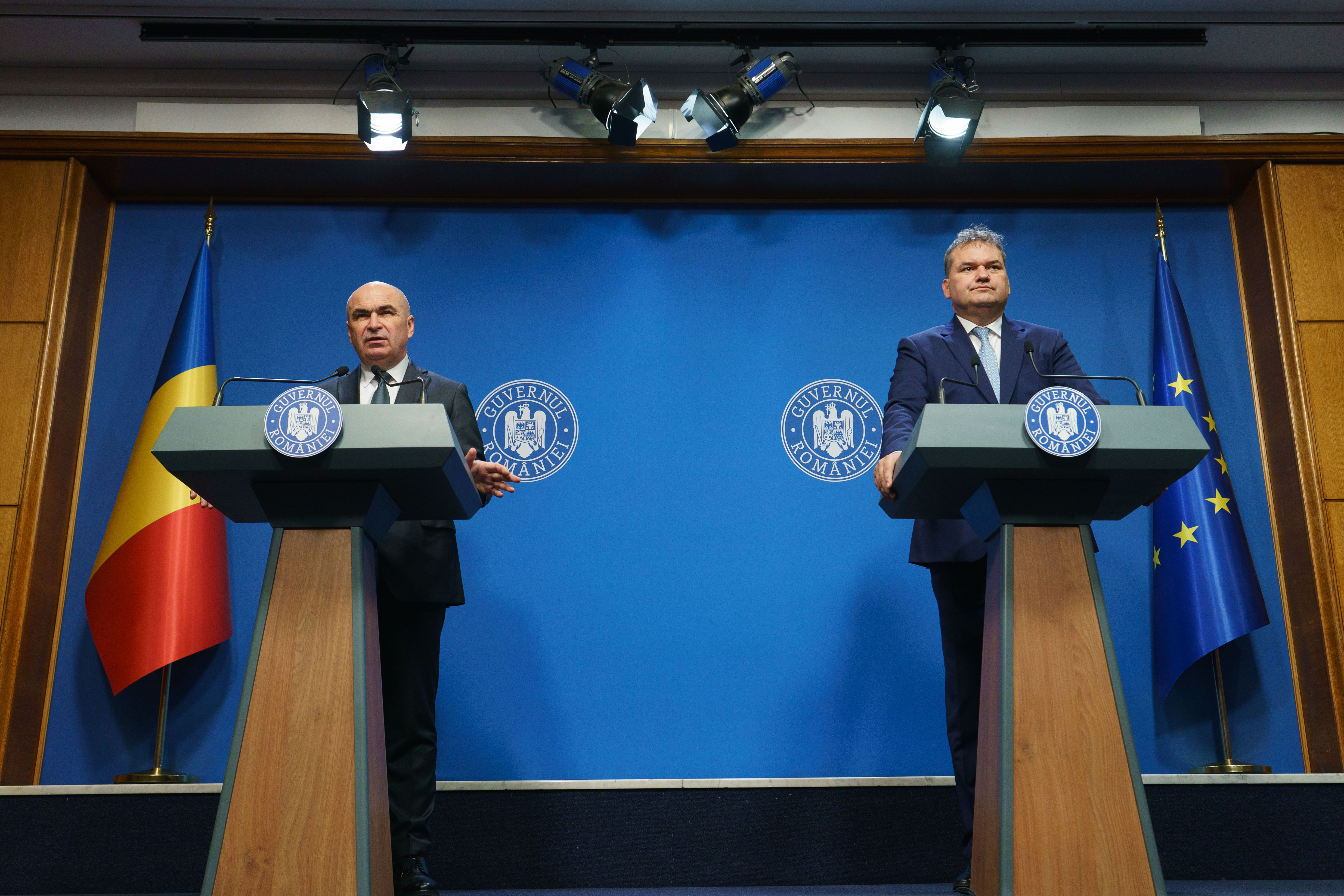 Noi discuții la Guvern privind reforma administrativă: consultări cu autoritățile locale, pentru reducerea personalului