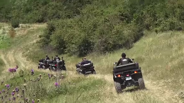 Poliția nu reușește de două săptămâni să îl prindă pe Emil Gânj. Operațiune de amploare în trei județe