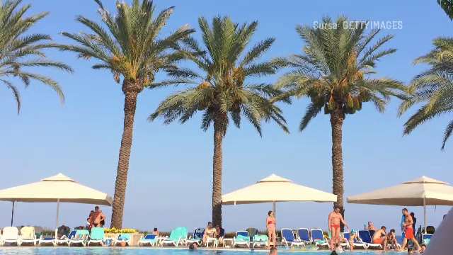 Turiștii își schimbă planurile de vacanță, din cauza caniculei. Zonele care sunt acum la mare căutare
